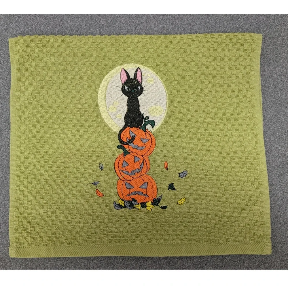 Black Cat 3 Pumpkins Fall Halloween Thanksgiving Kitchen Bath Bar Hand Towel